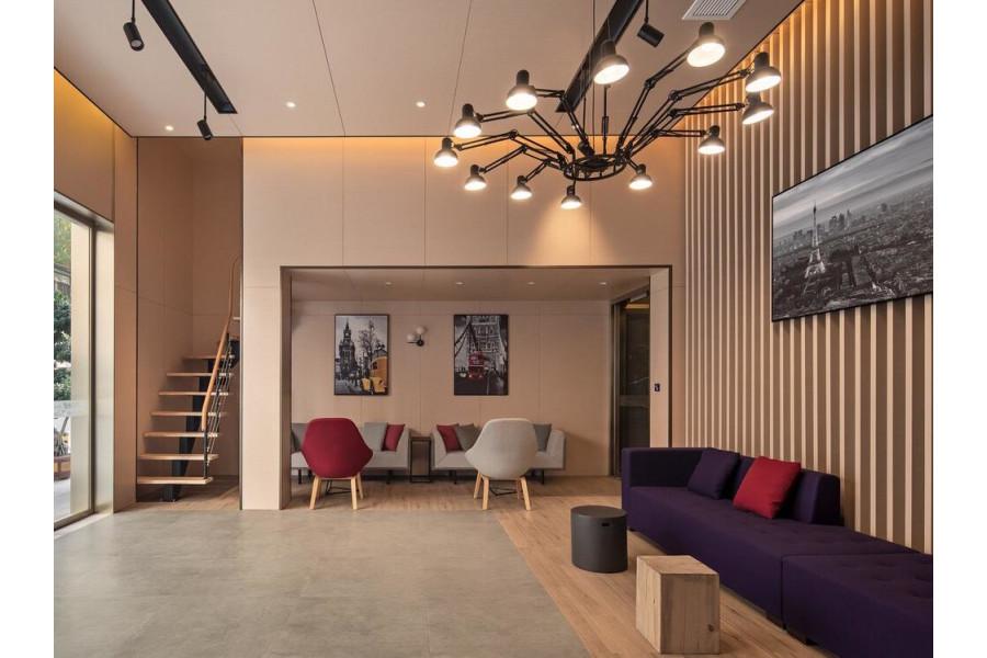 Campanile Hotel Wuhan Zhongnan Road Metro Station Zewnętrze zdjęcie