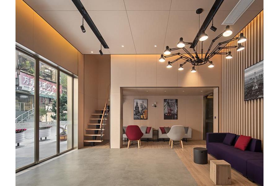 Campanile Hotel Wuhan Zhongnan Road Metro Station Zewnętrze zdjęcie
